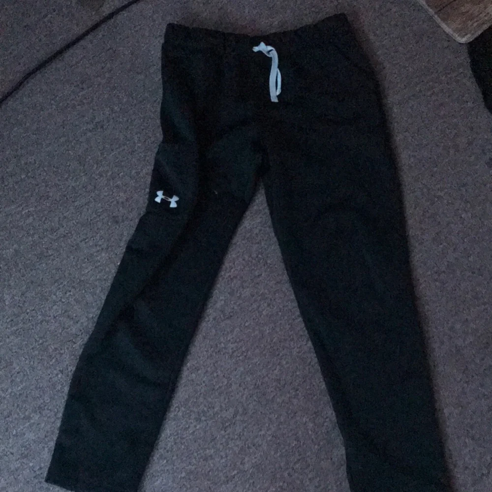 Under armour pants for boys - Picture 1 of 1